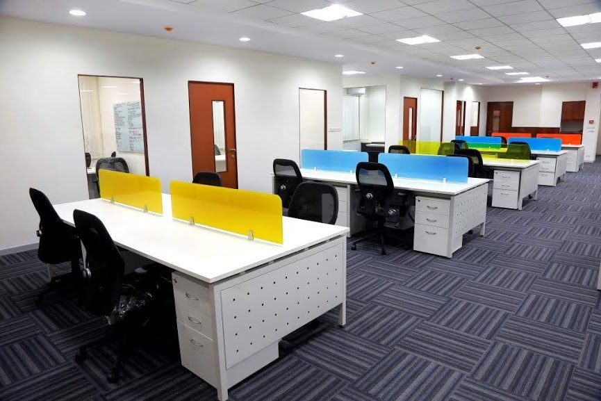 Office Open Desking with Sandwich Glass Partition Office Furniture Manufacturer in Pune